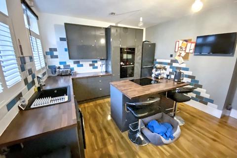 3 bedroom semi-detached house for sale, North View, Blackhill, Consett, Durham, DH8 0JN
