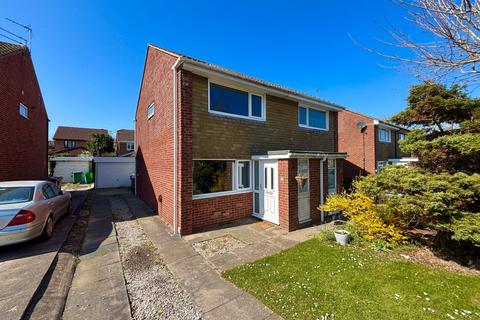 2 bedroom semi-detached house for sale, Compton Close, Carleton FY6