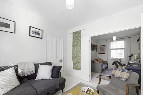 6 Stanstead Grove, London, SE6 4UD