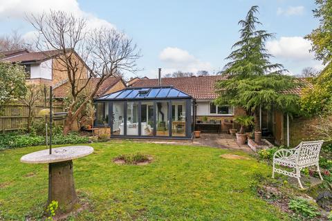 2 bedroom detached bungalow for sale, Lowden Close, Winchester, SO22