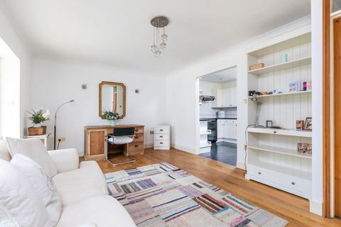 2 bedroom detached bungalow for sale, Lowden Close, Winchester, SO22