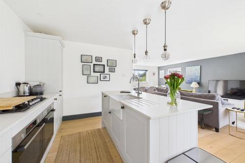 3 bedroom detached house for sale, St. James Road, Purley CR8