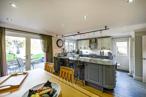 4 bedroom detached house for sale, Henley Meadows, Tenterden, Kent, TN30