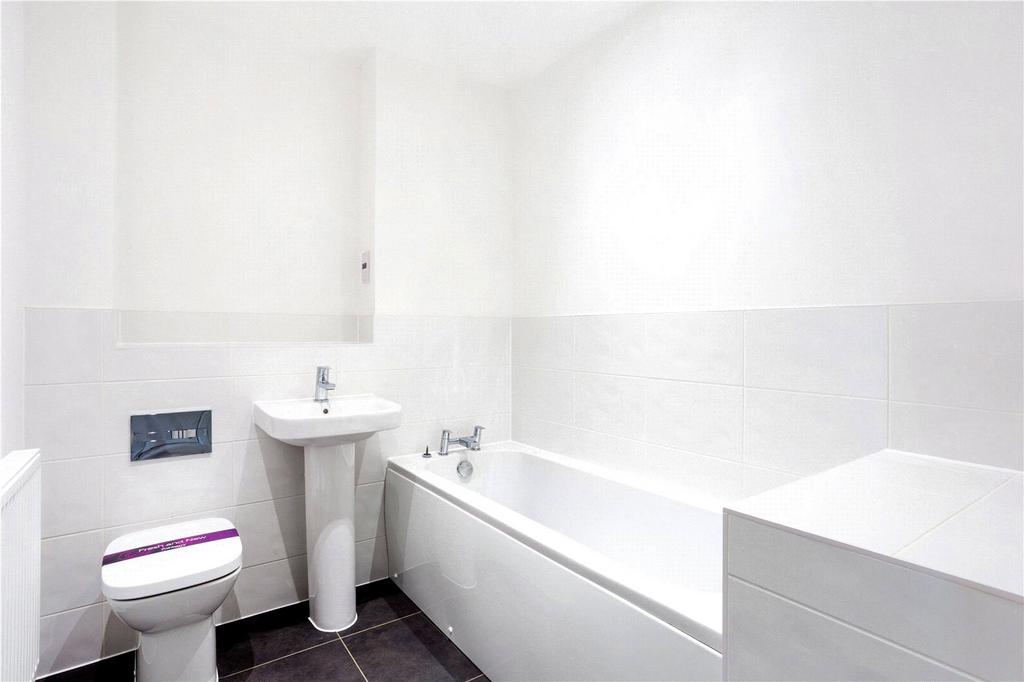 Daphne Bathroom