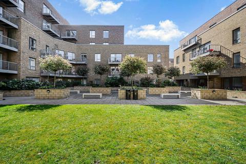 2 bedroom flat for sale, Candish Court, Hornsey, N8