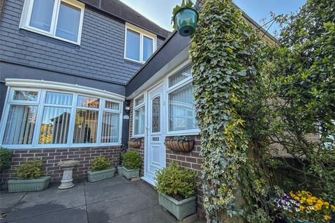 15 Balmlaw, Gateshead, NE9 7DQ