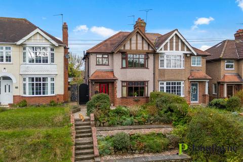3 bedroom semi-detached house to rent, Abbey Road, Whitley, Coventry, CV3