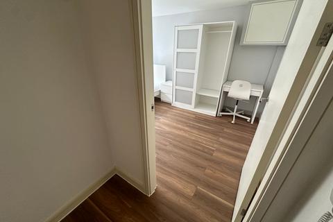 1 bedroom apartment to rent, One Bed Apartment, One Wolstenholme Square, L1