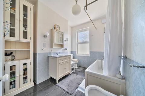114 Dunvegan Road, London, SE9 1SB
