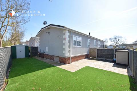 3 bedroom park home for sale, Oakleigh Park, Clacton Road, Weeley