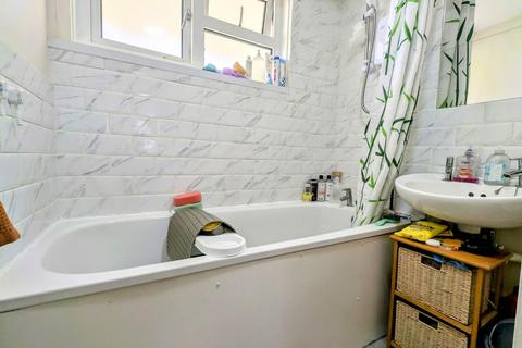 85 Kildare Close, Bordon, GU35 0HP