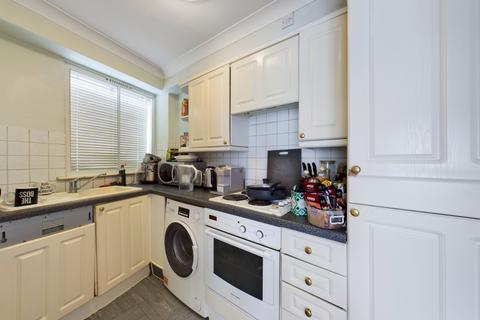 1 bedroom flat to rent, Peninsula Court, 121 East Ferry Road, London