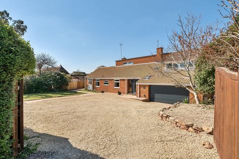5 bedroom detached house for sale, Trull  0.3 Acre