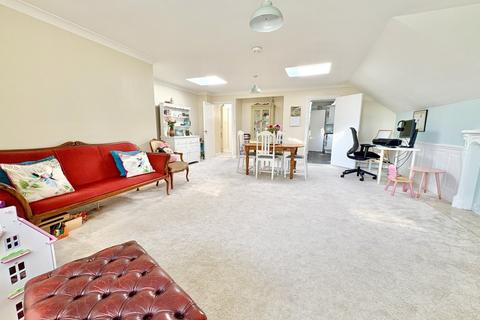3 bedroom apartment for sale, Mount Pleasant Road, Poole, BH15