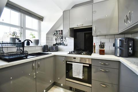 undefined, New Forest Way, Kingswood, Hull