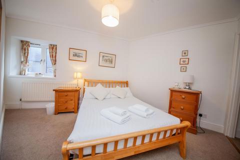 2 bedroom end of terrace house for sale, 15 Dittisham Court, Dartmouth TQ6