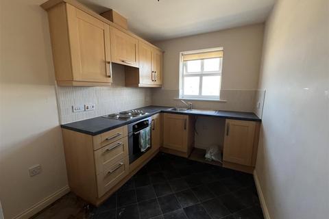 1 bedroom flat for sale, Throstlenest Avenue, Darlington