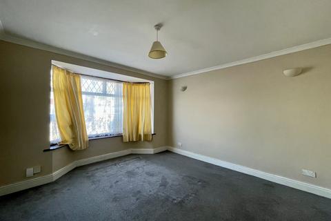 77 The Crossways, Hounslow, TW5 0JJ