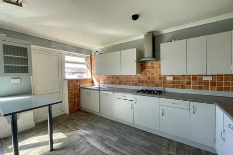 77 The Crossways, Hounslow, TW5 0JJ
