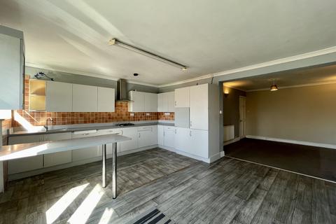 77 The Crossways, Hounslow, TW5 0JJ