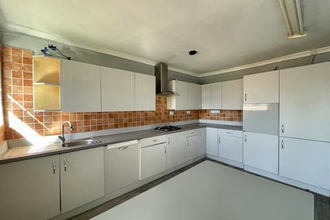 77 The Crossways, Hounslow, TW5 0JJ