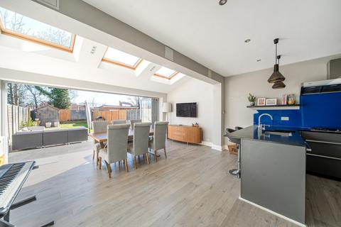 5 bedroom end of terrace house for sale, Westway, Raynes Park, London, SW20