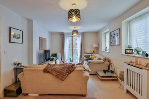1 bedroom apartment for sale, Honeycombe Beach