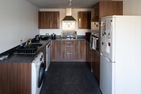 3 bedroom terraced house for sale, Uppermoor, Pudsey, West Yorkshire, LS28
