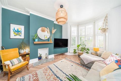 14 Felday Road, London, SE13 7HJ