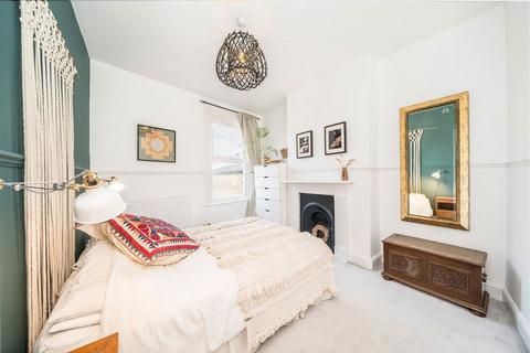 14 Felday Road, London, SE13 7HJ