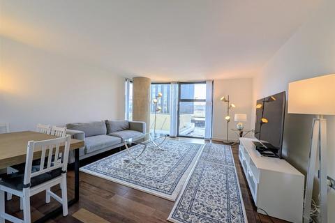 2 bedroom apartment to rent, West Tower, Brook Street, Liverpool
