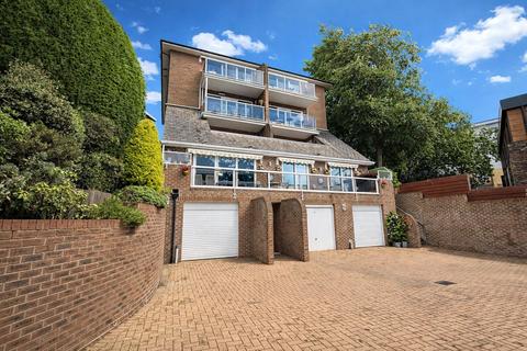 2 bedroom apartment for sale, Alton Road, Ashley Cross, Poole, Dorset, BH14
