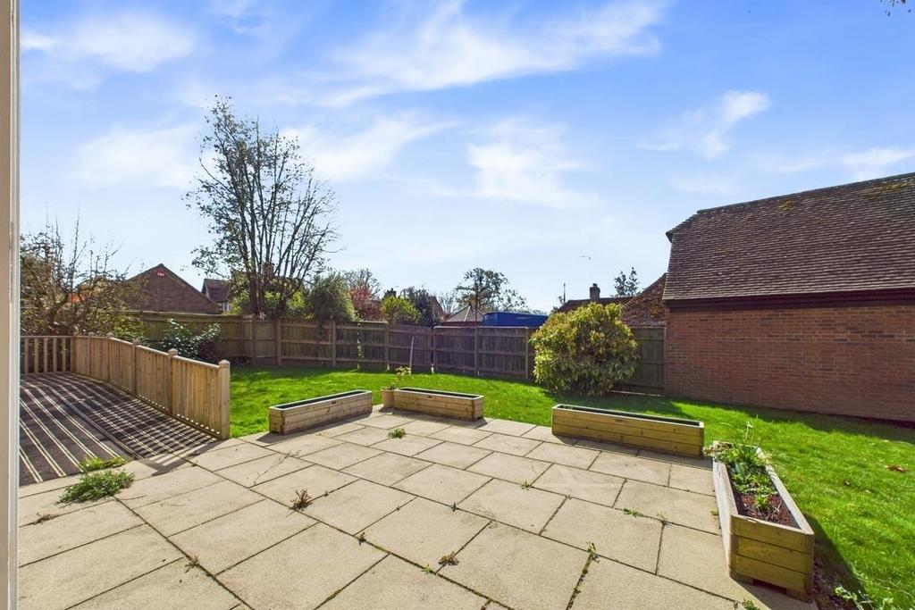 CAM01894 G0-PR0169-STILL035.jpg