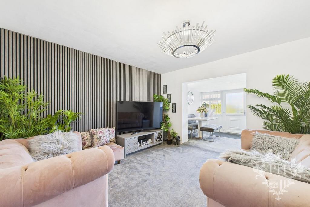 CAM02002 G0-PR0126-STILL012.jpg