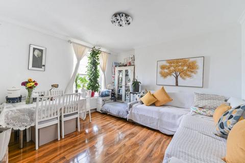 Hopton House, Brixton, London, SW9