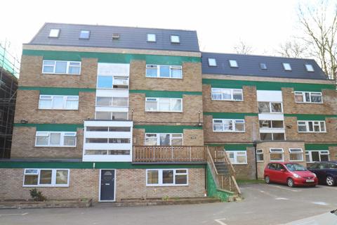 Downton Court, Luton LU3