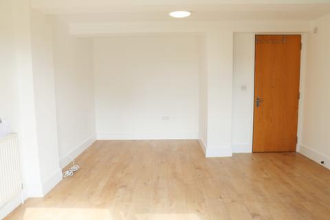 undefined, Downton Court, Luton LU3