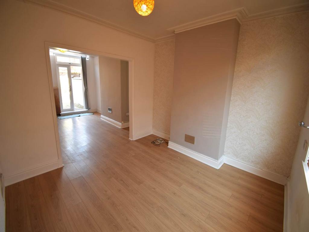 Living dining rooms
