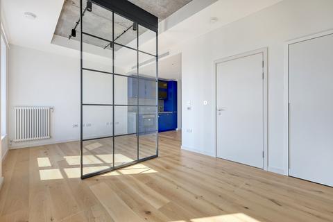 Studio for sale, Douglass Tower, London E14