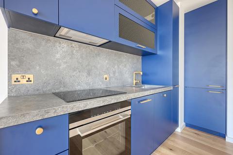 Studio for sale, Douglass Tower, London E14