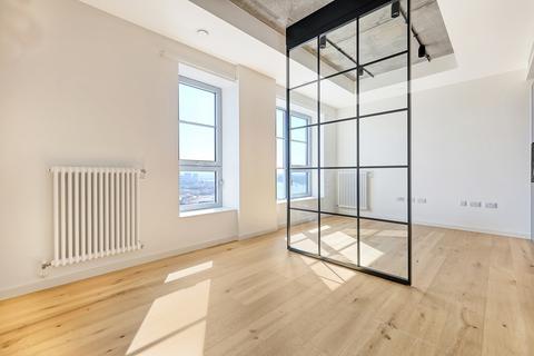 Studio for sale, Douglass Tower, London E14