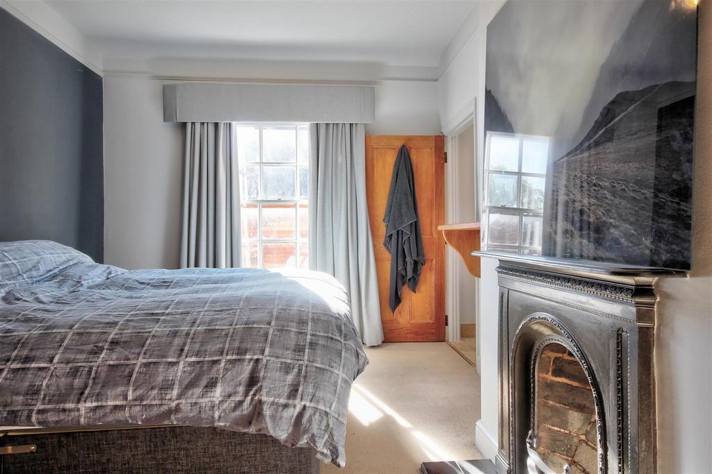 009 bedroom two.jpg