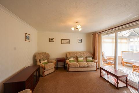 14 Higher Woodside, St Austell, PL25 5EH