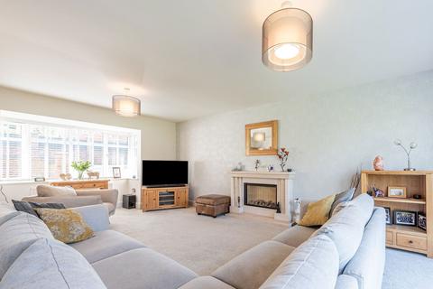 83b Eleanor Road, Prenton, CH43 7QW