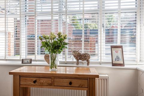83b Eleanor Road, Prenton, CH43 7QW