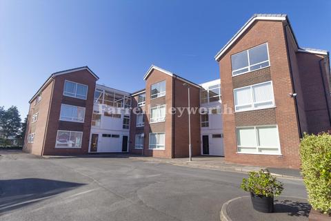 2 bedroom flat for sale, Stocks Court, Poulton Le Fylde FY6