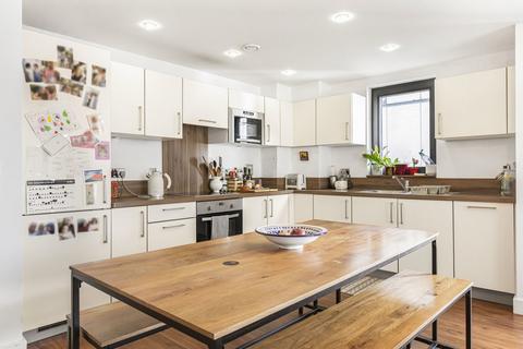 3 bedroom apartment for sale, Dalston Square, London, E8