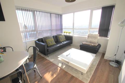2 bedroom flat to rent, Lower Stone Street, Maidstone ME15