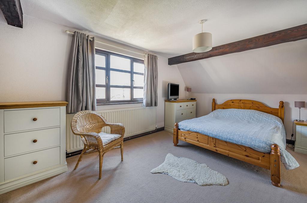 Principal bedroom