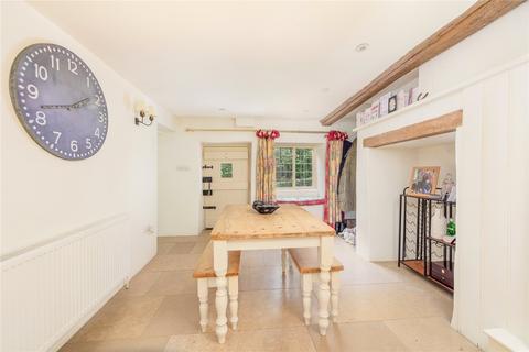 27 - 28 Milton, East Knoyle, Salisbury, SP3 6BJ